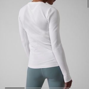 Athleta Flurry Blizzard Top